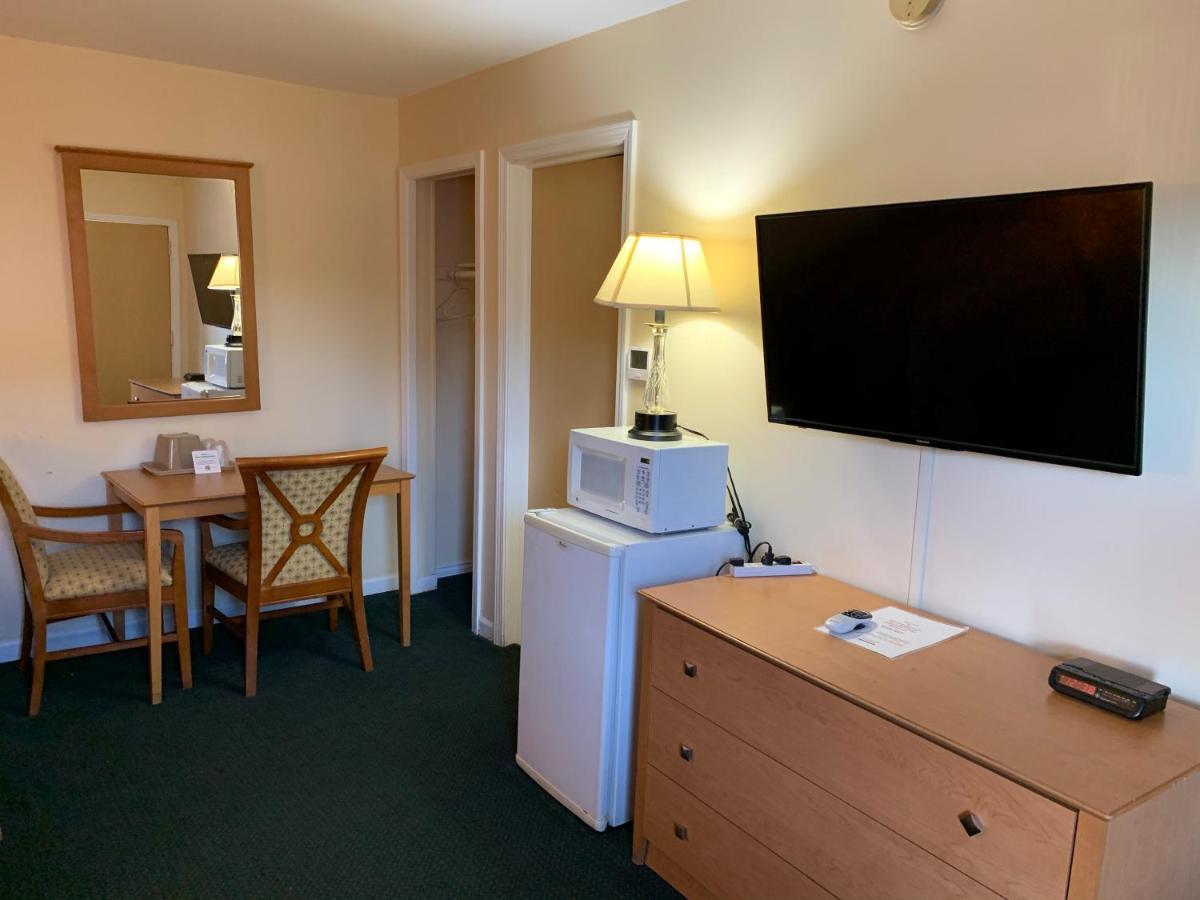 New Relax Inn Bridgeview Eksteriør billede