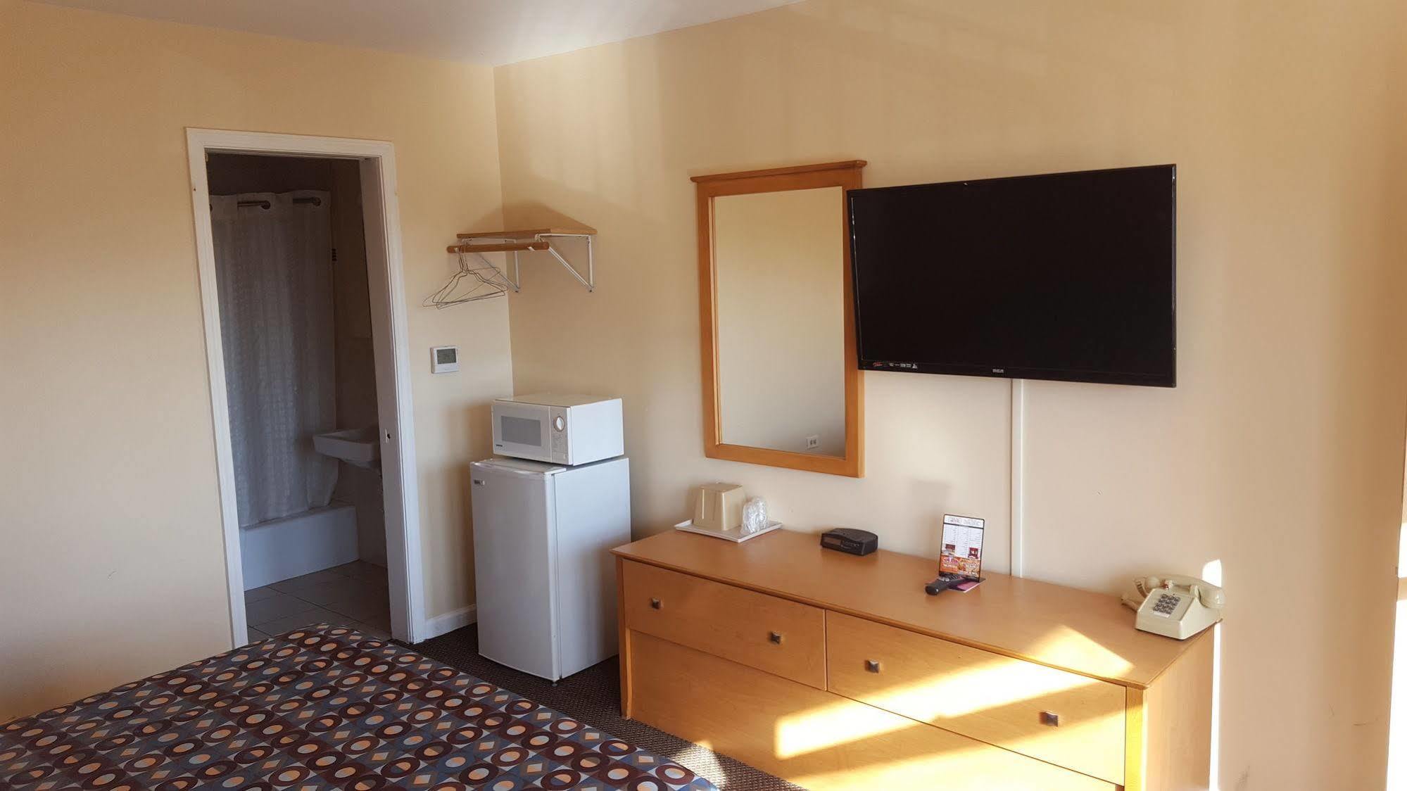 New Relax Inn Bridgeview Eksteriør billede